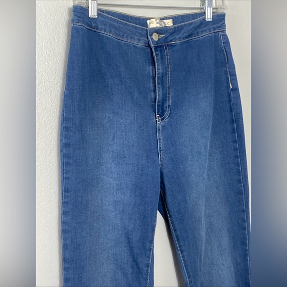 We The Free Penny Pull-On Flare Jeans Size 30 Made in Turkey - Picture 4 of 14